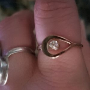 Avon gold and crystal ring